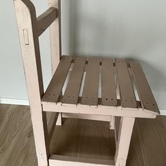 古い木製のイス 椅子の画像