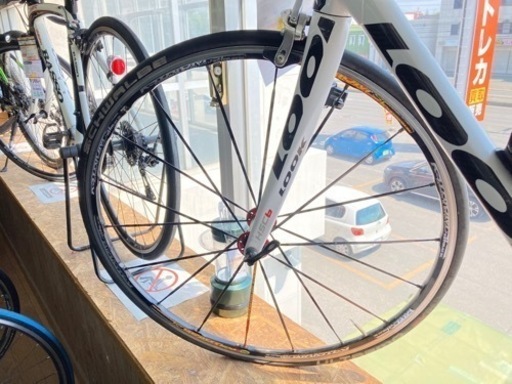 自転車 ロードバイク　LOOK