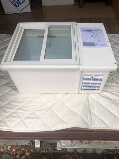 決まりました】卓上用冷凍冷蔵ショーケース36ﾘｯﾄﾙ (Sin) 勝間の