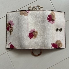 COACHキーケースの画像