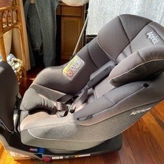 apricaクルリラプレミアムAB シートベルト、ISOFIXど...
