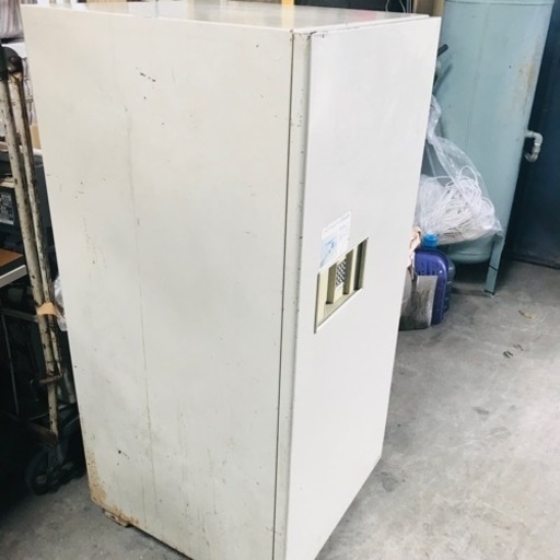 ⭐️業務用⭐️耐火金庫　キング工業　　テンキー式