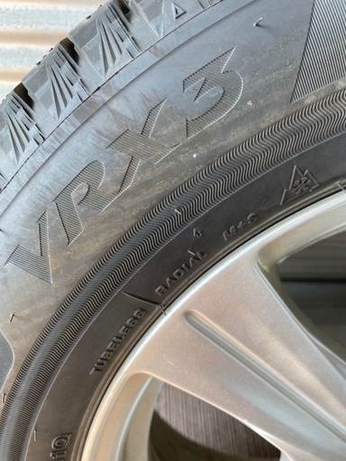 VRX3 スタッドレスタイヤ　195/65/r15 4本