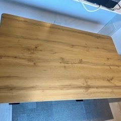 ニトリ　昇降式　ダイニングテーブルの画像