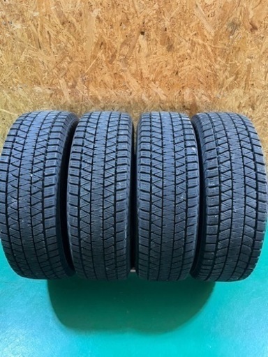 タイヤ、ホイール (1)BS .215/70-16