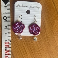 梅結びピアスの画像