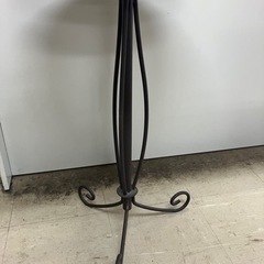 k2407-231 サイドテーブル 丸 アンティーク調 天板キズ・汚れあり 中古の画像