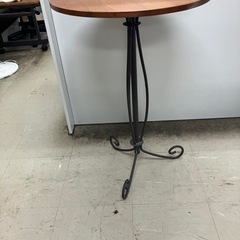 k2407-231 サイドテーブル 丸 アンティーク調 天板キズ...