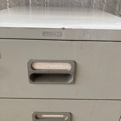 ライオン　LION スチール引き出し　6段
