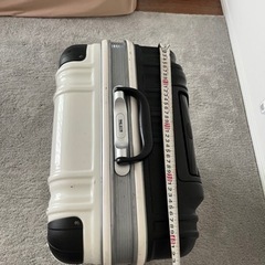 スーツケースの画像