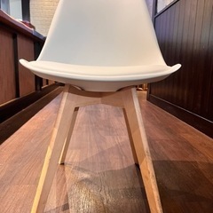 家具 椅子 ダイニングチェアの画像
