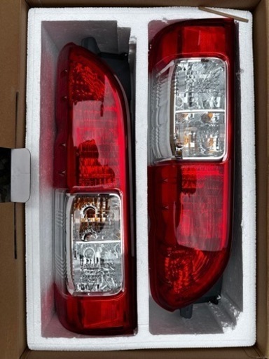 車のパーツ 外装、車外用品