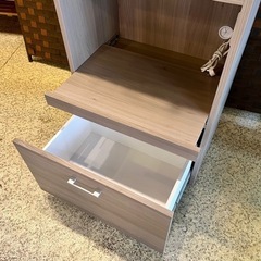 《売約済》【武蔵小山店】 食器棚 システムボード レンジボード キッチンボード キッチン 収納 カップボード 検) ニトリ シンプル 🚚運搬無料エリア有 / 大田区 リサイクルショップ ランバールーム 池上店 ◀︎ 池上駅 大森駅 蒲田駅 最寄りの画像
