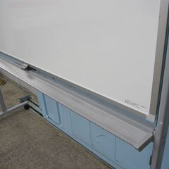 脚付両面ホワイトボード　W1800　多少汚れありの画像