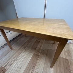 ダイニングテーブル、チェア1脚セット　120cm×80cm×72cmの画像