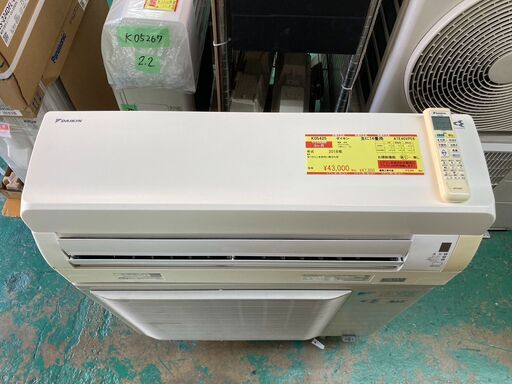 K05425　ダイキン　2018年製　中古エアコン　主に14畳用　冷房能力　4.0KW ／ 暖房能力　5.0KW