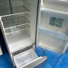 高性能パナソニックスタイリッシュシルバー大きめインテリア冷蔵庫！の画像