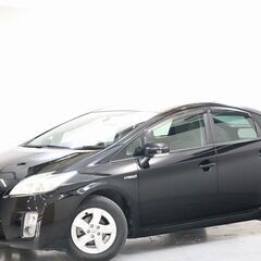 トヨタの人気車種✨プリウス Ｓ💁‍♀️ワンオーナーのおくるまです🎵
