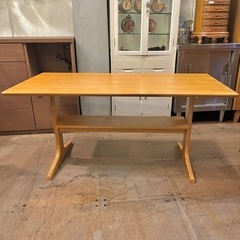 《売約済》【武蔵小山店】 無印　無印良品　MUJI  リビングでもダイニングでもつかえるテーブル　オーク材　リビングでも　ダイニングでも　デニム　テーブル　ダイニングテーブルの画像