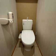 🏠2LDK（2階建て）の広々空間【✨7,000円/1日✨天王寺駅徒歩7分物件！】◆光熱費・清掃費・Wi-Fi無料★家具家電付★決済方法豊富★公式LINEでご予約は今すぐ📲 - 不動産