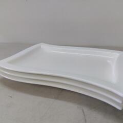 【お譲りします！】お皿 （ウェーブ） 3枚セット　zf‐7