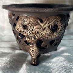 ・透かし彫り盆栽鉢、浮き龍彫り図