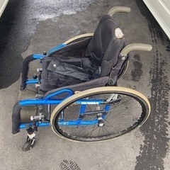 介護用品　車椅子
