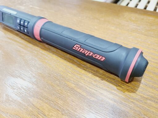 スナップオン角度計測機能付きデジタルトルクレンチ