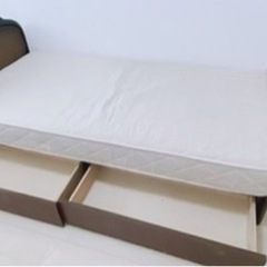 ベッドフレーム シングル 引き出し付きの画像