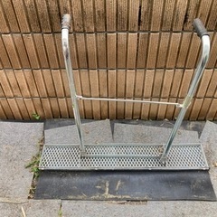 土間コンクリート　DIY  　タンパー　　スクリード