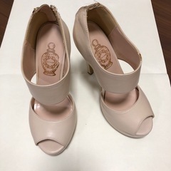 パンプス