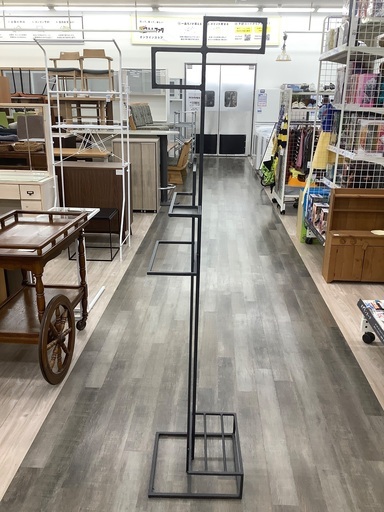 杉山製作所のオブジェスタンドのご紹介！（トレファク寝屋川）