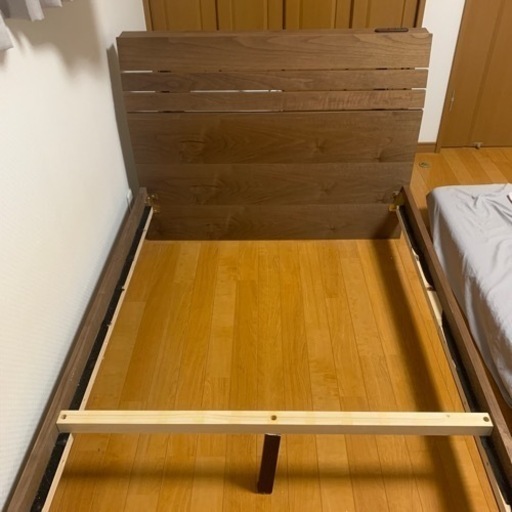⭐︎お譲り先決定⭐︎  シングルベッド　美品