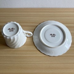 カップ＆ソーサー　4客セット+ソーサー4枚の画像