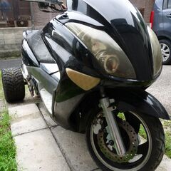 是非愛車にマジェスティ・タイプトライク
