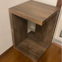 コーナー　テーブル