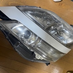 ヴェルファイア20    
AFSなし　左ヘッドライト