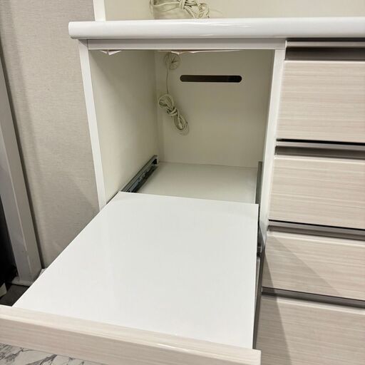  18688  NITORI 2枚ガラスキッチンボード　上2段ソフトクローズ   ◆大阪市内・東大阪市他 6,000円以上ご購入で無料