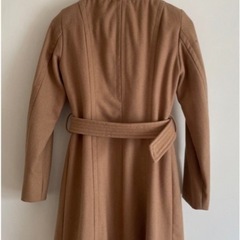 ZARA ミディアム丈コートの画像