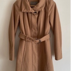 ZARA ミディアム丈コートの画像