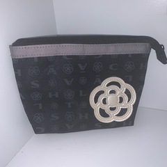 新品　クレイサス　ポーチ
