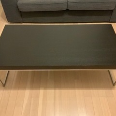 ダイニングテーブルの画像