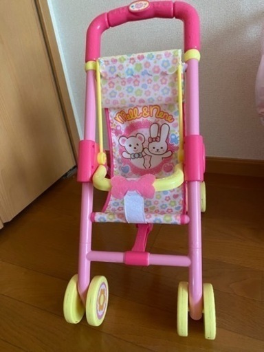 メルちゃんのベビーカー　おもちゃ