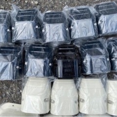 イナバ ビーバー  スリムダクト エアコン部材 化粧カバー ウォールコーナー 
の画像