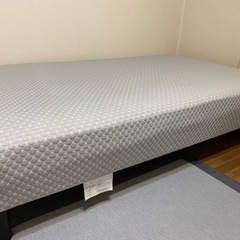 足つきマットレス　の画像