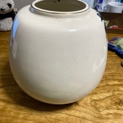 大きな花瓶の画像