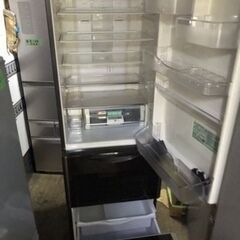 NO 266 ?福岡市内配送設置無料✨?　冷蔵庫・冷凍庫 真空チルド R-S3700FV(XT) [クリスタルブラウン]