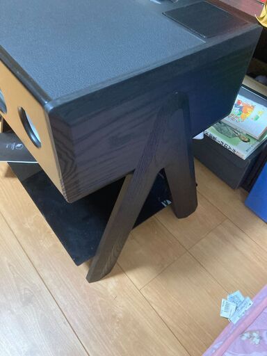 La Boite concept 　スピーカーテーブル CUBE