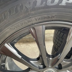 車のパーツ タイヤ、ホイール