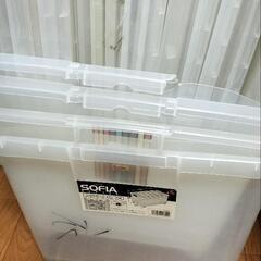 衣装ケース　クリアケース　衣類収納　大量の画像